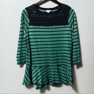 💥2/$8 Crown & Ivy green striped top